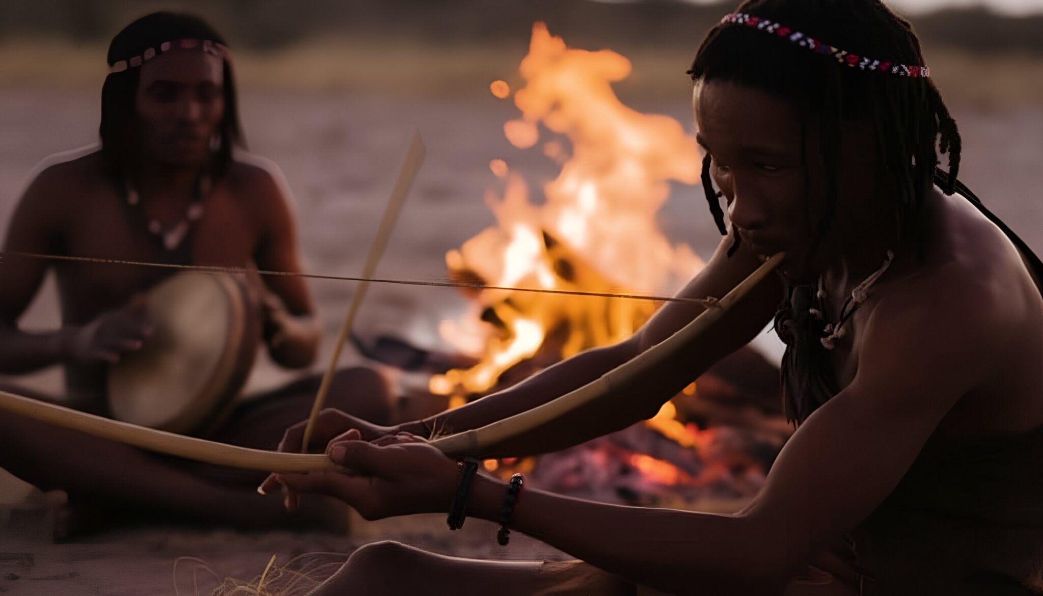 khoisan music around a fire Khoisan Bushmen - First Nations